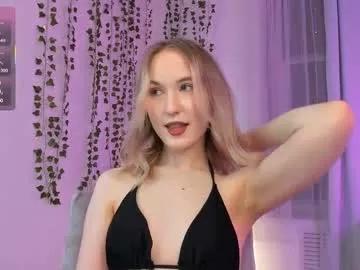 kikishyness from Chaturbate