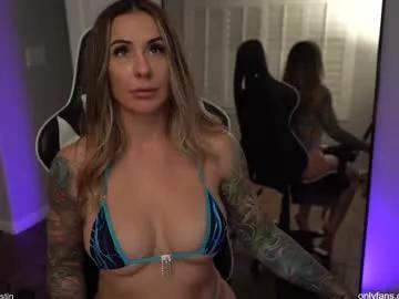 Explore our live girls sluts from our Custom and Multi clubs and checkout exclusive access to highly interactive content, such as shape, hair, titties, pussy type and many more.
