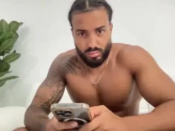 Kingomzie webcams show profile image 