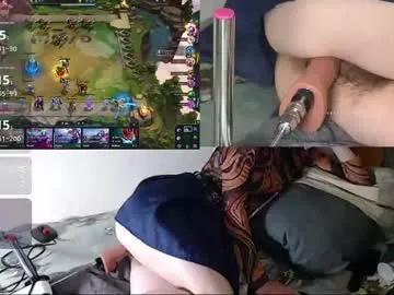 kinkeysole from Chaturbate