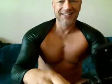 kinksub4use from Chaturbate