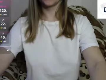 Explore our live girls sluts from our Custom and Multi clubs and checkout exclusive access to highly interactive content, such as shape, hair, titties, pussy type and many more.