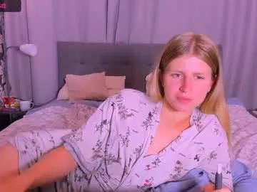 kirraa_ from Chaturbate