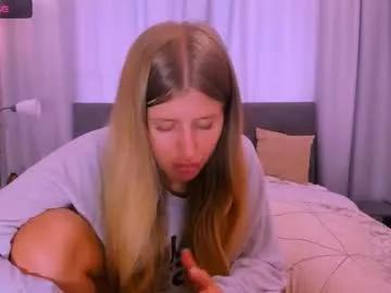 kirraa_ from Chaturbate