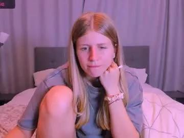 kirraa_ from Chaturbate