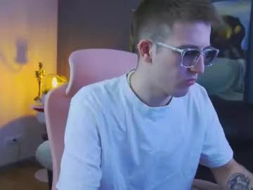 kiskakurt from Chaturbate