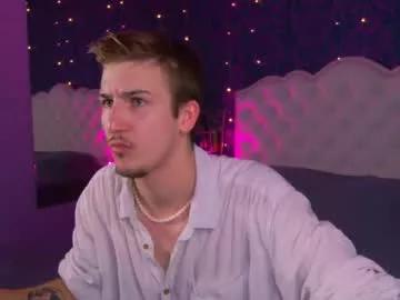 kiskakurt from Chaturbate