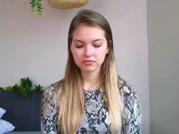 kiss_kay from Chaturbate