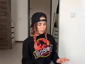 kittie_bear from Chaturbate