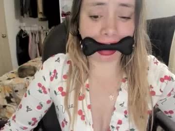 kittywantslove23 from Chaturbate