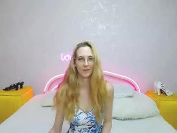 Explore our live girls sluts from our Custom and Multi clubs and checkout exclusive access to highly interactive content, such as shape, hair, titties, pussy type and many more.