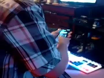 knkycpl6944 from Chaturbate