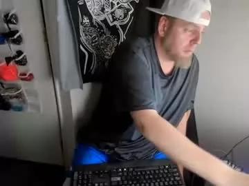 knkycpl6944 from Chaturbate