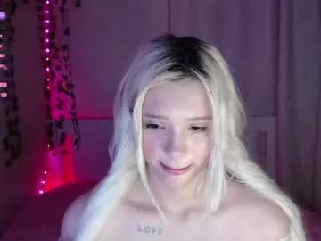 kttyemiow__ from Chaturbate