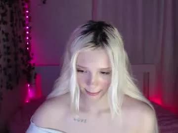 kttyemiow__ from Chaturbate