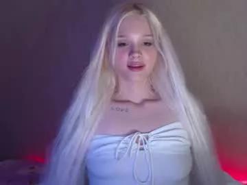 kttyemiow__ from Chaturbate