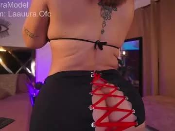 laauura_1 from Chaturbate