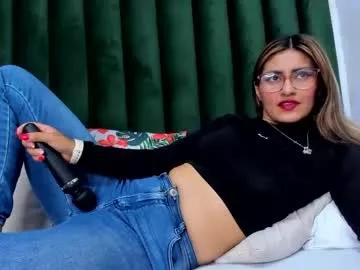 Explore our live girls sluts from our Custom and Multi clubs and checkout exclusive access to highly interactive content, such as shape, hair, titties, pussy type and many more.