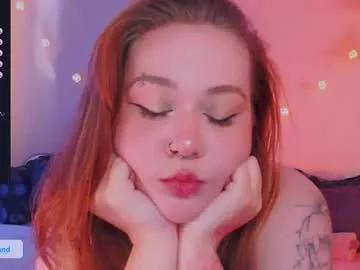 lala_loulou from Chaturbate