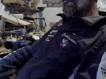 laltro33 from Chaturbate