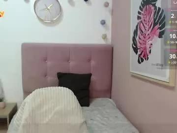 lanna_mills from Chaturbate