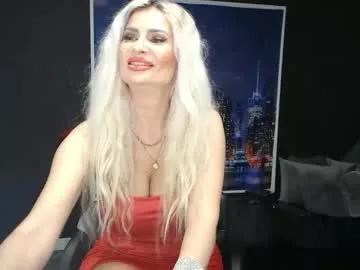 laras_moans from Chaturbate