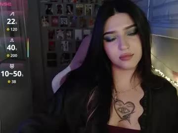 Explore our live girls sluts from our Custom and Multi clubs and checkout exclusive access to highly interactive content, such as shape, hair, titties, pussy type and many more.