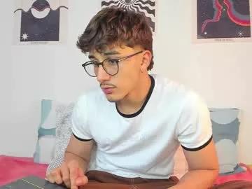 latinguyxl from Chaturbate is Freechat