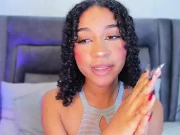layla_clarke from Chaturbate