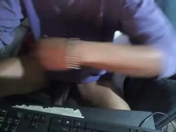 leeguy_hugedick from Chaturbate