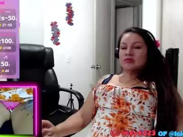 Explore our live girls sluts from our Custom and Multi clubs and checkout exclusive access to highly interactive content, such as shape, hair, titties, pussy type and many more.