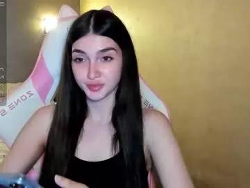 leila_4ever from Chaturbate