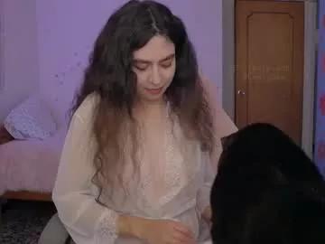 leslie9669 from Chaturbate