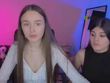 Explore our live girls sluts from our Custom and Multi clubs and checkout exclusive access to highly interactive content, such as shape, hair, titties, pussy type and many more.