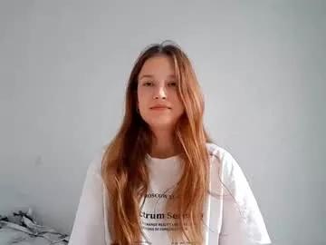 lesliekaku on Chaturbate