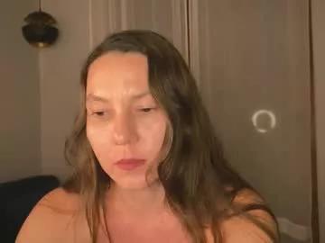 lessya_magic from Chaturbate