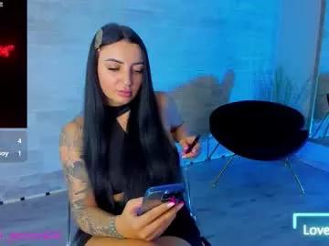 Explore our live girls sluts from our Custom and Multi clubs and checkout exclusive access to highly interactive content, such as shape, hair, titties, pussy type and many more.