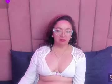 leyla_smithh from Chaturbate