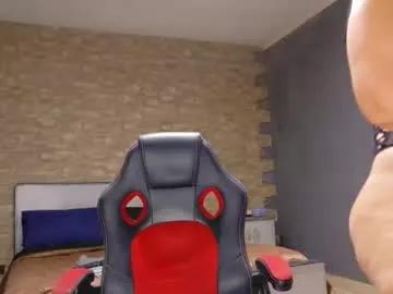 leylaaxxx from Chaturbate
