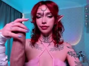leylanoir from Chaturbate