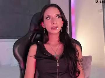 leyli_doll from Chaturbate