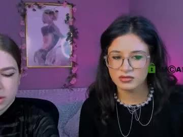 Lia_make_love webcams show profile image 