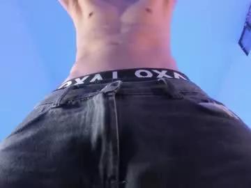 liaamsmiith_ from Chaturbate