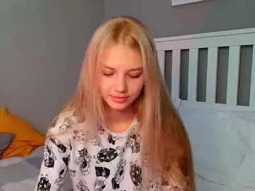 lil_tasty33 from Chaturbate