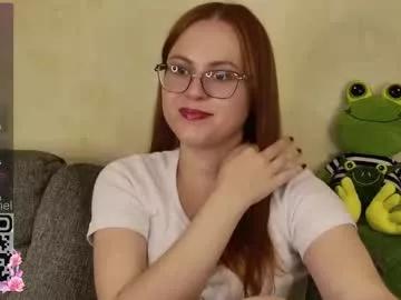 lila_pitt from Chaturbate