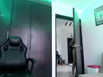 lili_jade222 from Chaturbate