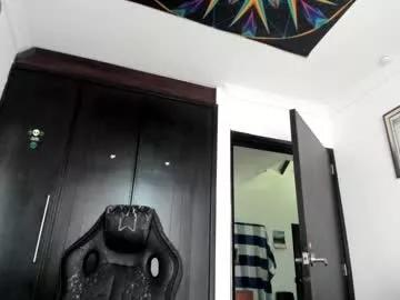 lili_jade222 from Chaturbate