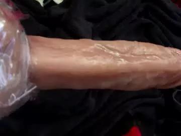 lilianal1323 from Chaturbate