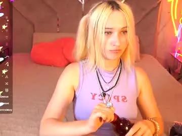 lilielfie from Chaturbate