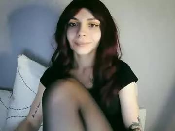 lilirose_x from Chaturbate